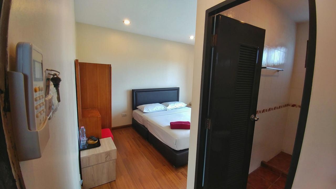 Four Sons Village Bangkok Zewnętrze zdjęcie